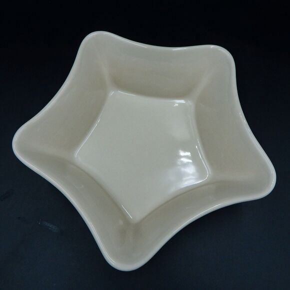 Longaberger Pottery Large Star Dish Traditional Holly Christmas Pattern - Picture 10 of 13